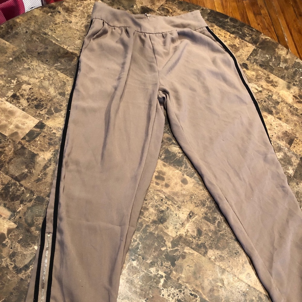 High waisted pants and crop top